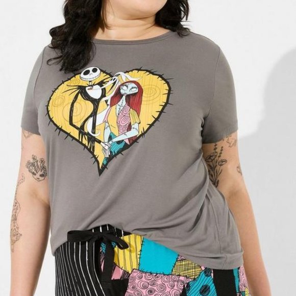 ❤️NWT VINTAGE TORRID TEE - NIGHTMARE BEFORE CHRISTMAS JACK & SALLY SUPER SOFT - Picture 10 of 13